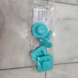 Pampered Chef Aqua Blue Boat Press Set New In Package